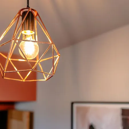 Cosy Serviced Flat In Westbury On Trym شقة